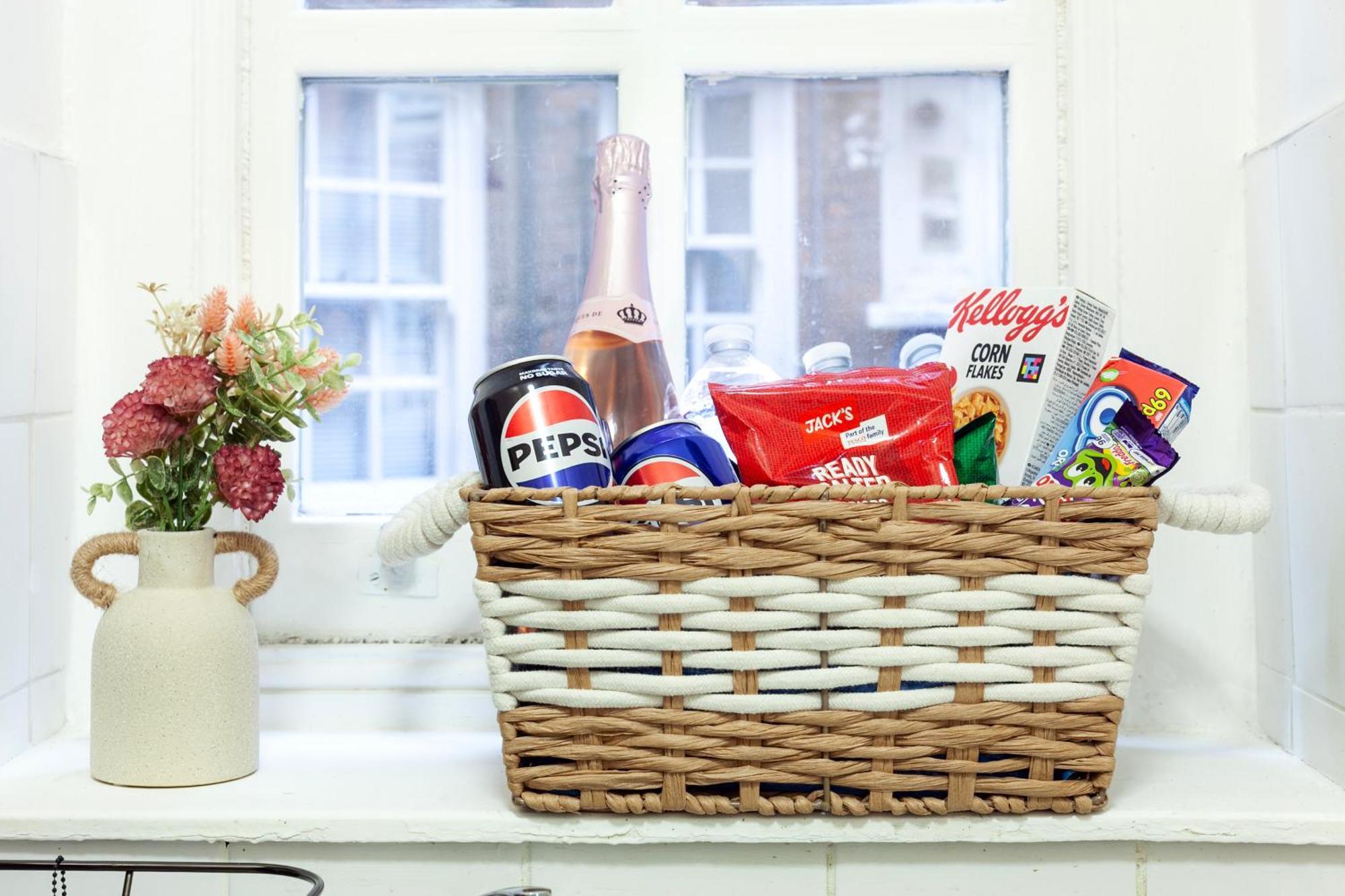 Beautiful One Bedroom Flat In Scott Ellis Gardens Londen Buitenkant foto