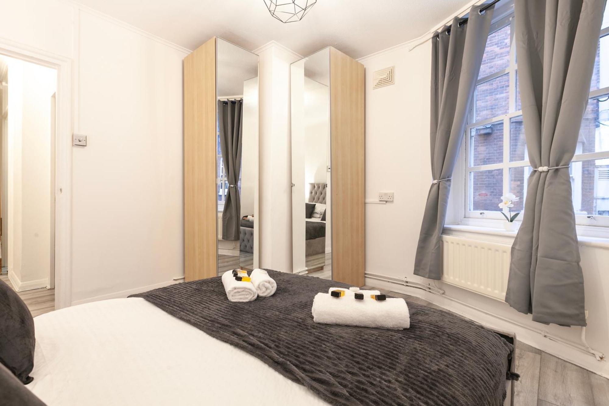 Beautiful One Bedroom Flat In Scott Ellis Gardens Londen Buitenkant foto